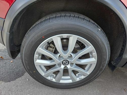 2020 Nissan Rogue Sport S