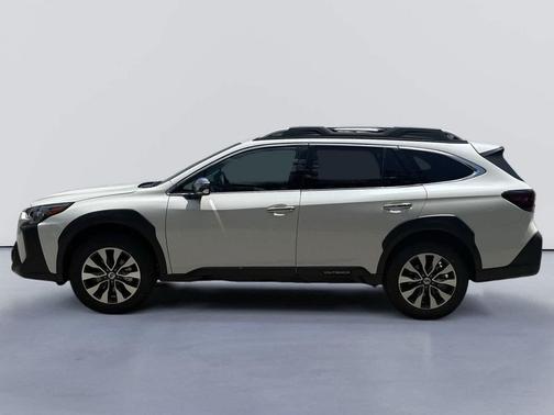 2025 Subaru Outback Touring