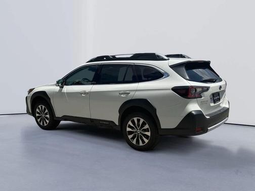 2025 Subaru Outback Touring