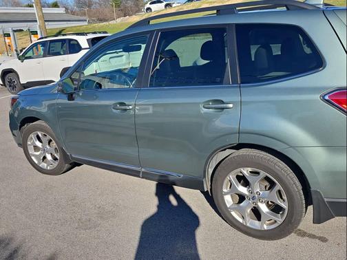 2018 Subaru Forester 2.5i Touring