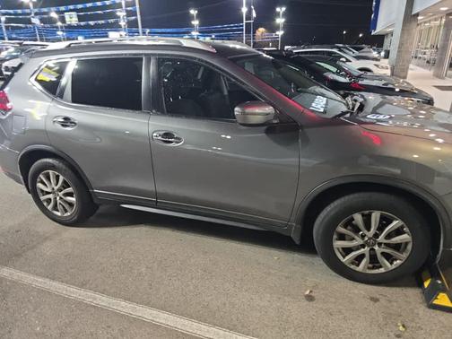2019 Nissan Rogue SV