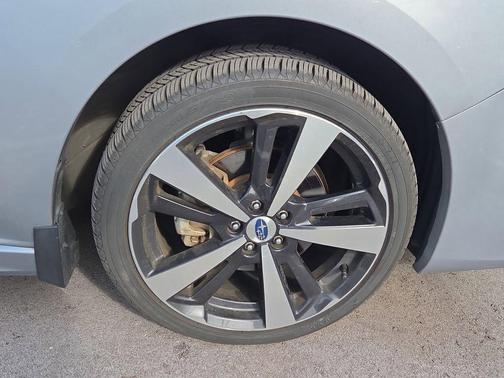 Ice Silver Metallic 2017 Subaru Impreza 2.0i Sport