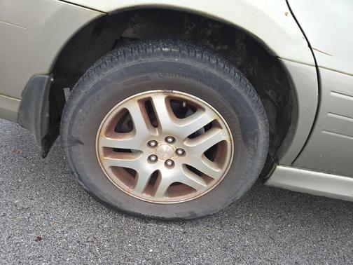 2004 Subaru Outback Base