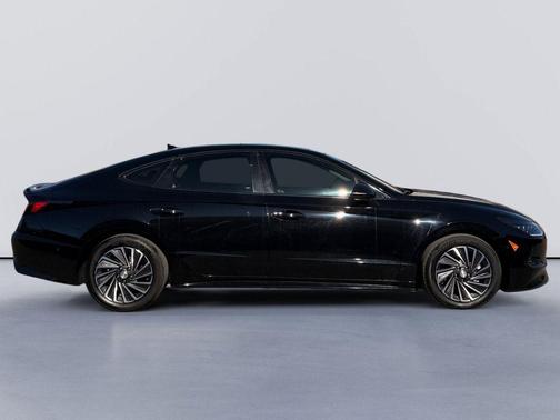 Onyx Black 2023 Hyundai SONATA Hybrid Limited