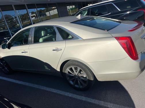 2013 Cadillac XTS Base
