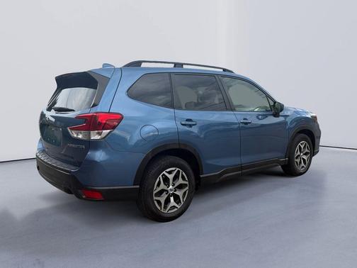 Horizon Blue Pearl 2020 Subaru Forester Premium
