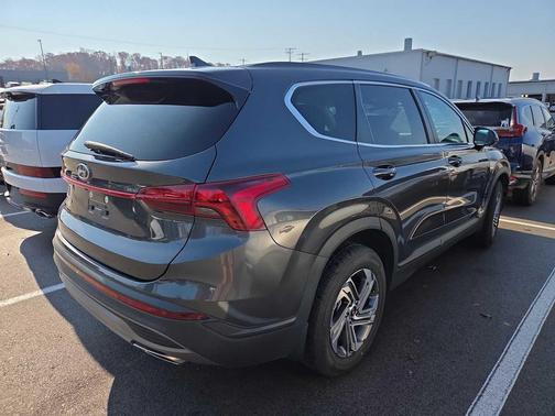 2023 Hyundai SANTA FE SE