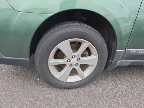 Cypress Green Pearl 2014 Subaru Outback 2.5i Premium