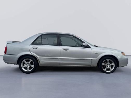 2003 Mazda Protege DX