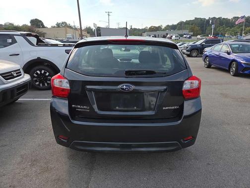 2013 Subaru Impreza 2.0i Premium