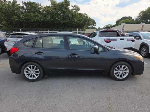 2013 Subaru Impreza 2.0i Premium