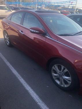 2011 Hyundai SONATA Limited