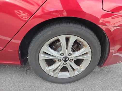 Venetian Red 2011 Hyundai SONATA Limited