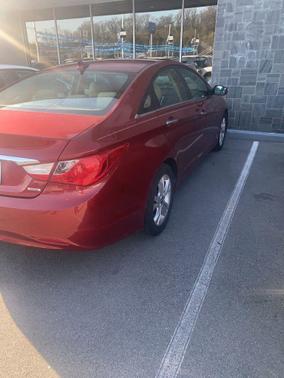 2011 Hyundai SONATA Limited