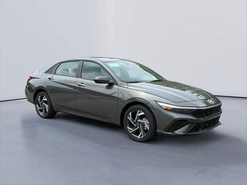 2025 Hyundai ELANTRA Sport