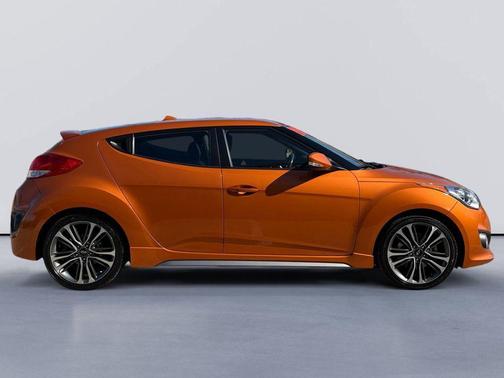 2016 Hyundai Veloster Turbo