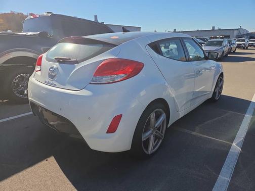 2016 Hyundai Veloster Base