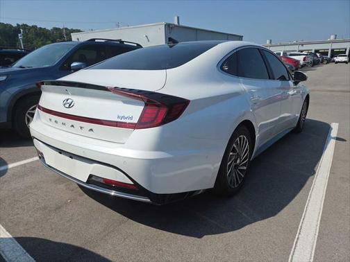 2022 Hyundai SONATA Hybrid Limited