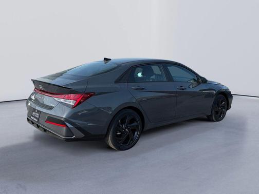 Ecotronic Gray Pearl 2026 Hyundai ELANTRA HEV SEL Sport