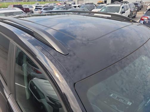 2024 Volkswagen Atlas 2.0T SE w/Technology 4MOTION