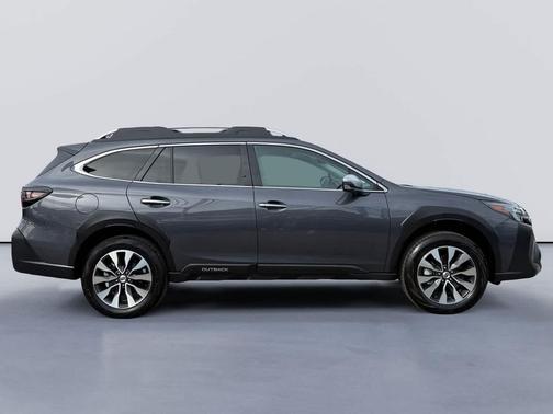 2025 Subaru Outback Touring