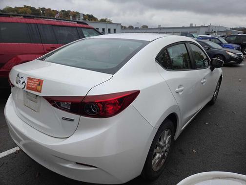 2016 Mazda Mazda3 i Sport