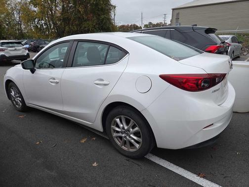 2016 Mazda Mazda3 i Sport
