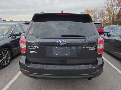 2016 Subaru Forester 2.5i Touring