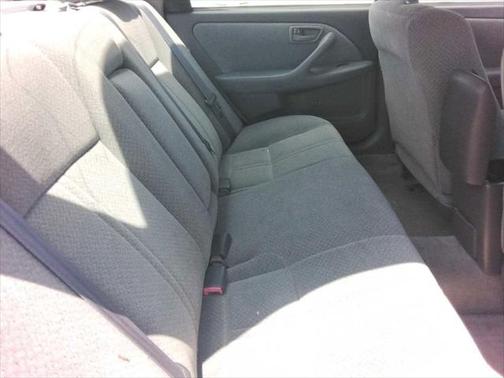 2001 Toyota Camry LE