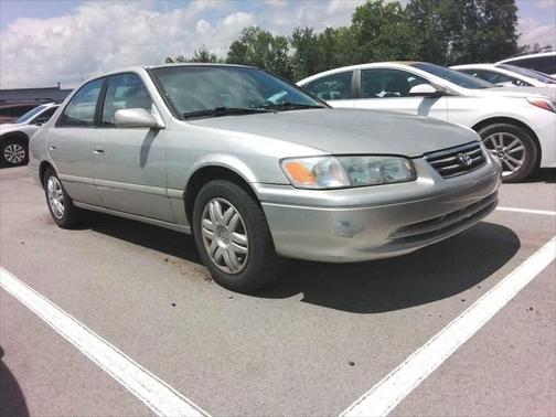 2001 Toyota Camry LE