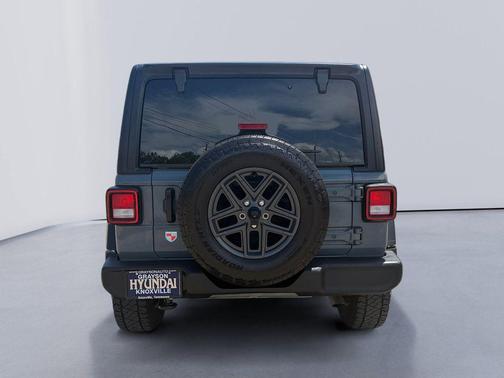 Anvil Clear Coat 2024 Jeep Wrangler Sport