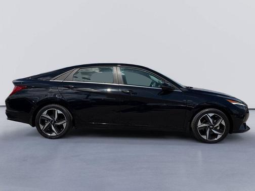 Phantom Black 2023 Hyundai ELANTRA HEV Limited