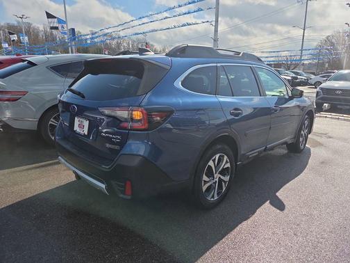 2022 Subaru Outback Limited XT