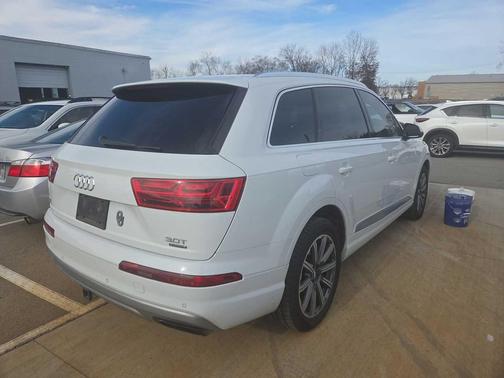 2017 Audi Q7 3.0T Premium