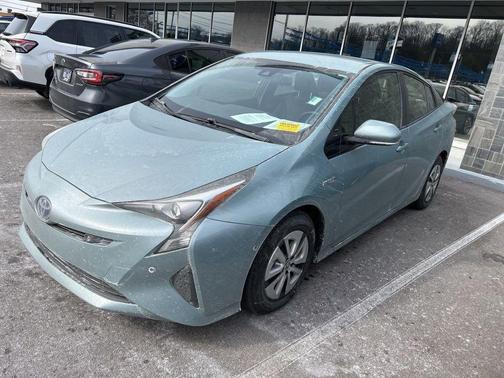 2017 Toyota Prius Three