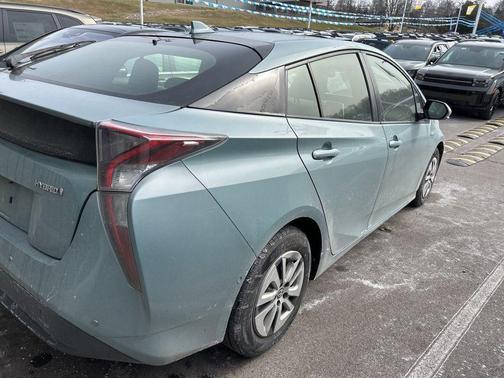2017 Toyota Prius Three