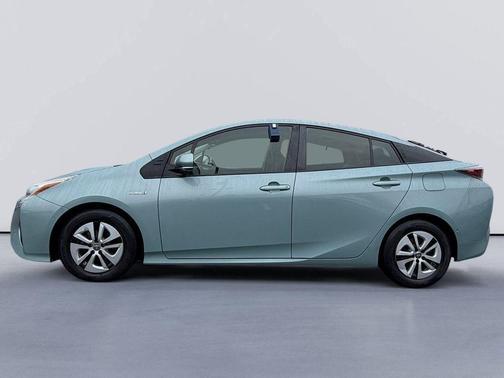 2017 Toyota Prius Three