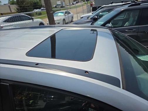 2004 Saturn Vue Base