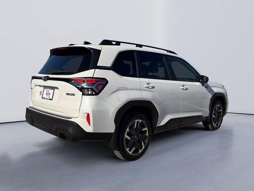 2025 Subaru Forester Hybrid Premium