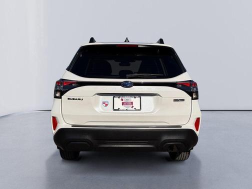 2025 Subaru Forester Hybrid Premium