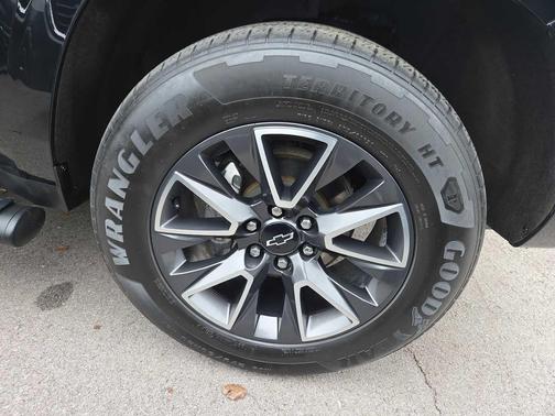 2021 Chevrolet Suburban 4WD Z71