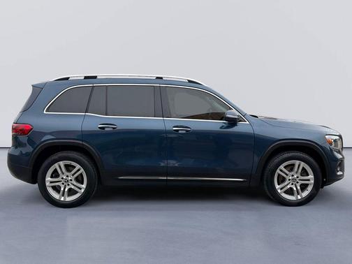 Blue 2021 Mercedes-Benz GLB 250 4MATIC