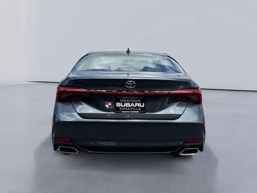 2021 Toyota Avalon XLE