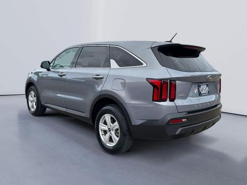 2021 Kia Sorento LX