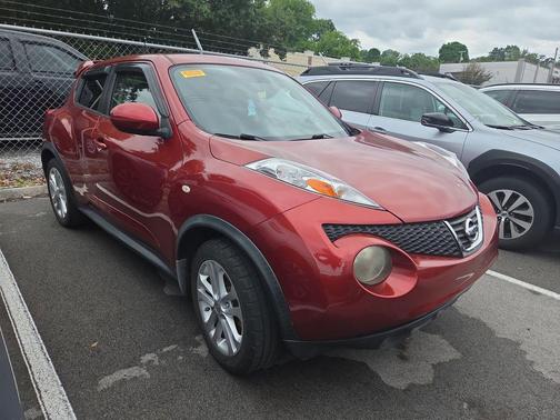 Cayenne Red 2011 Nissan Juke SL