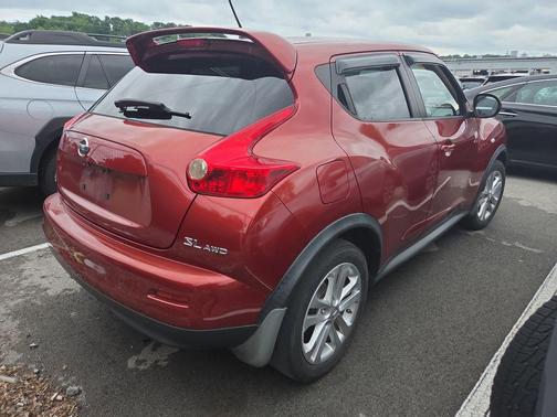 Cayenne Red 2011 Nissan Juke SL