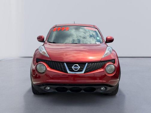 Cayenne Red 2011 Nissan Juke SL