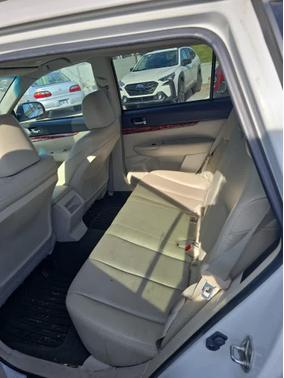 2012 Subaru Outback 2.5i Limited