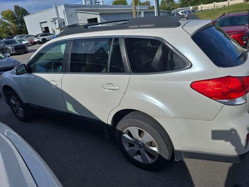 2012 Subaru Outback 2.5i Limited