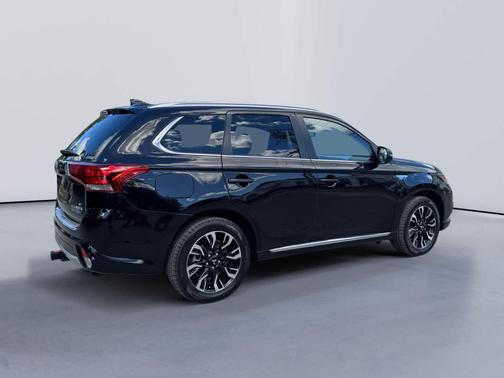 2018 Mitsubishi Outlander PHEV GT